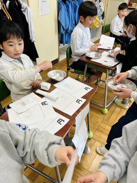 東星学園　校長・大矢正則　1年生　おみせやさんごっこ（４）
