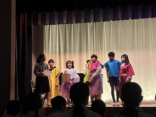東星学園 校長 大矢正則 6年生を送る会(7) 東星学園 校長 大矢正則 カトリック ミッション 共学 6年生を送る会(7)