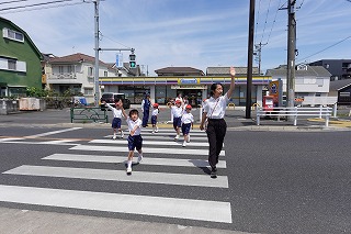 東星学園 カトリックミッション 共学 交通安全教室(4) 東星学園 カトリックミッション 共学 交通安全教室(4)